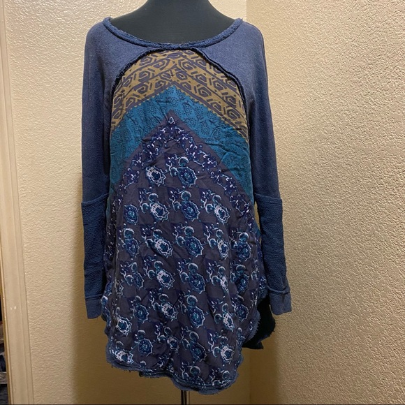 Free People sz S navy long sleeved top - Picture 1 of 5